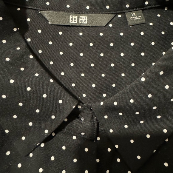 Uniqlo button don black and white polka dot skirt - Picture 2 of 5